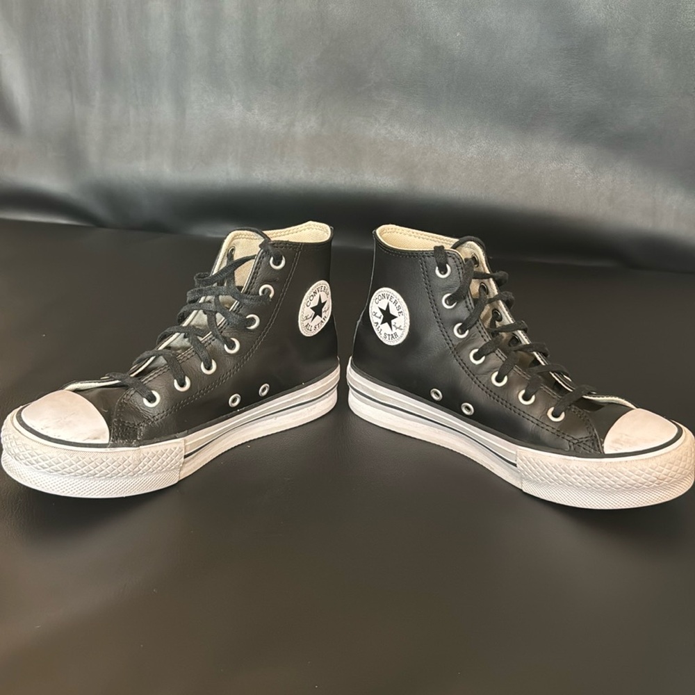 Kid’s gently used leather Converse. Size 3.